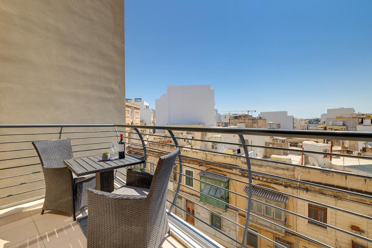 Luxury Apartment With Balcony, Central Area Gzira Zewnętrze zdjęcie